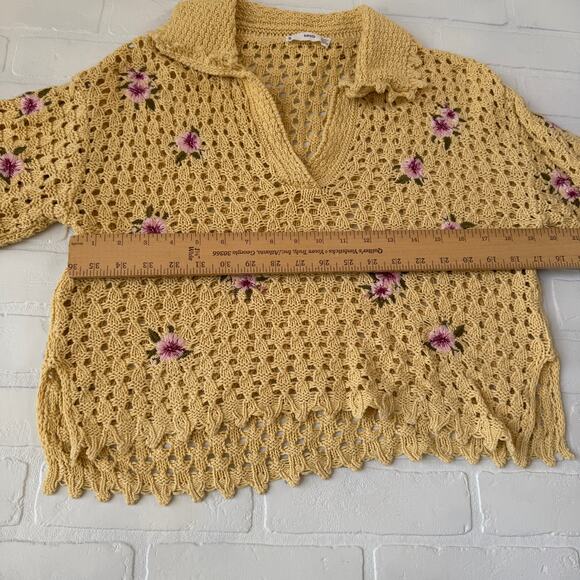 MNG Women's Yellow Crochet Crop Style Floral Embroidered Top Vneck Collar sz S - Picture 4 of 6